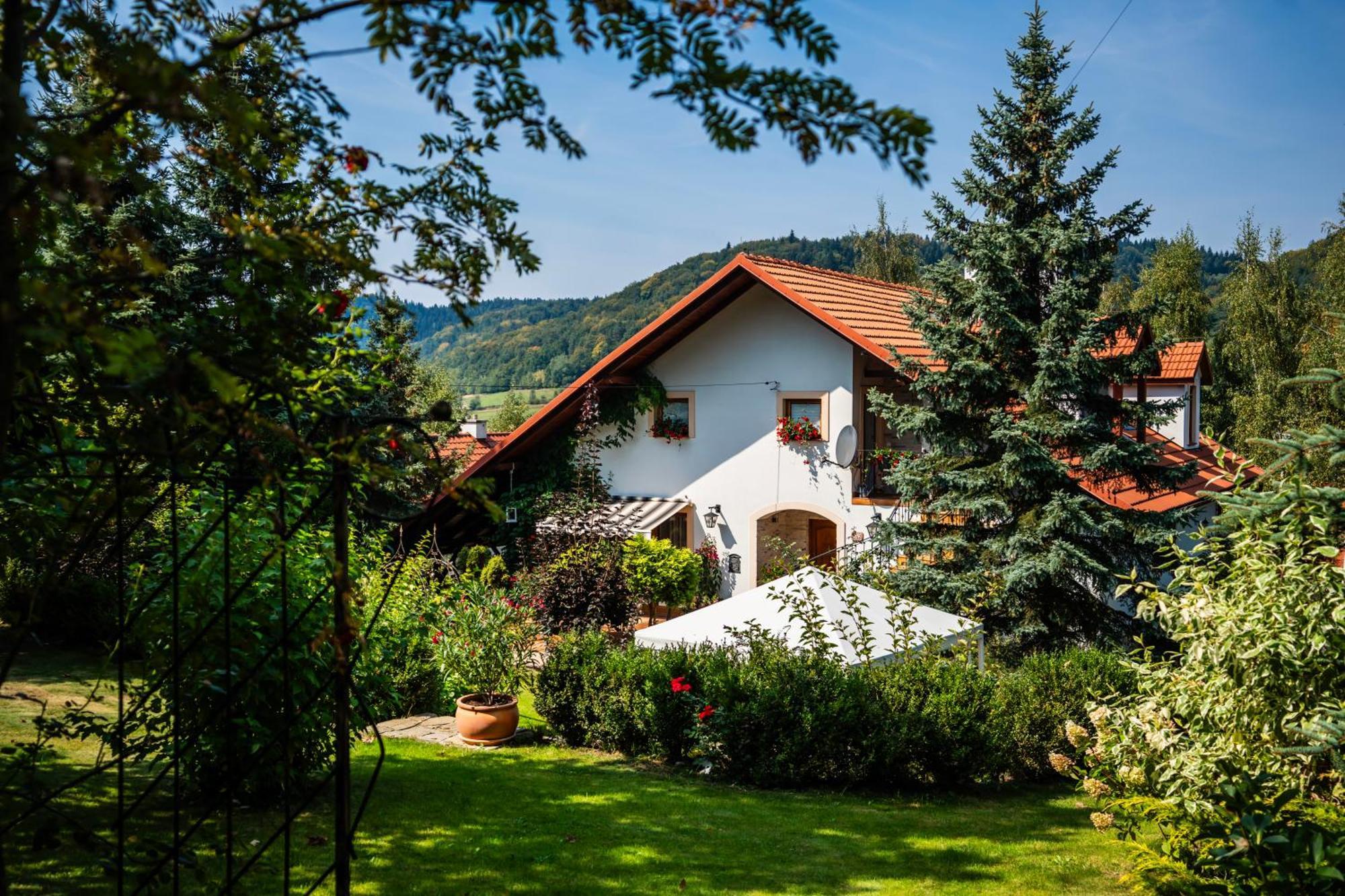 Forrest House Jacuzzi & Sauna Jasienica  Bagian luar foto
